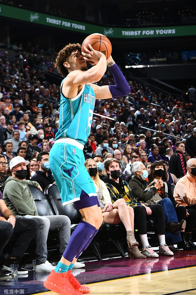 这位备受尊 这位备受尊