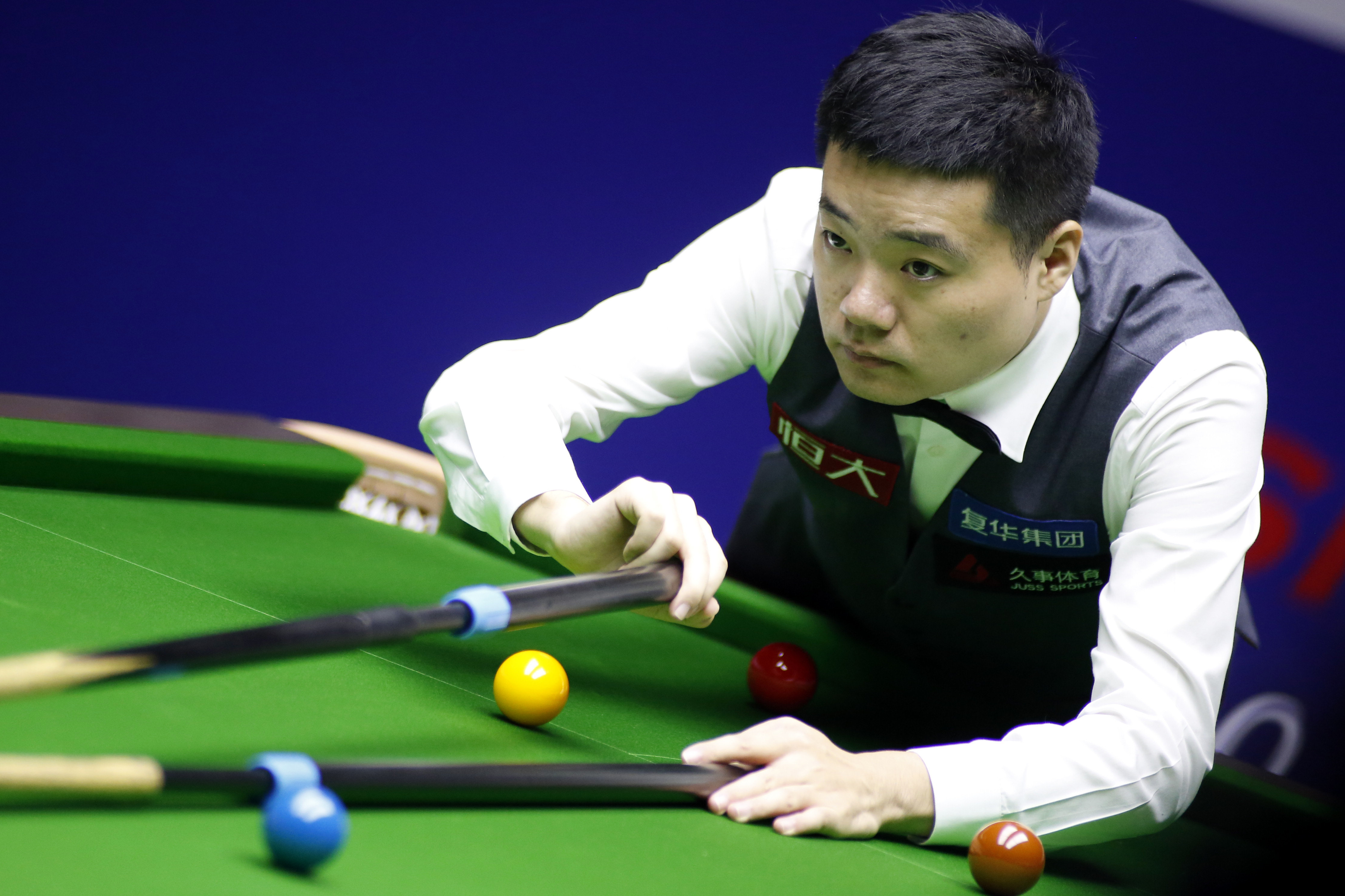 激烈的西部 激烈的西部